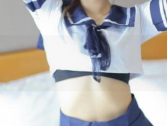 青豆客 - 爱上朱赢Molly的女孩：这些精选图片真是让人咋舌！