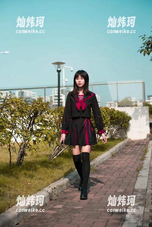 魔镜街拍 看!白裙女子在魔镜街拍的高清图册里,真是美得让人窒息。